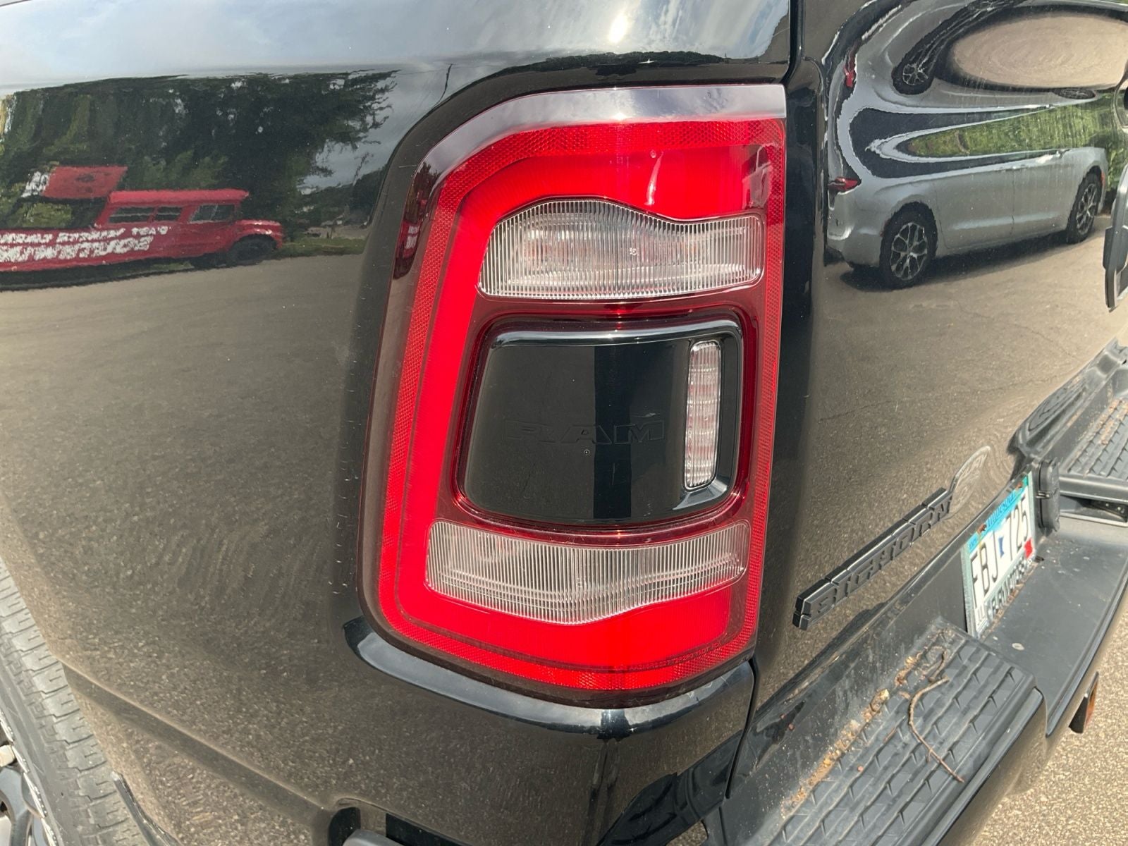 2020 RAM 1500 Big Horn Crew Cab 4x4 5'7' Box