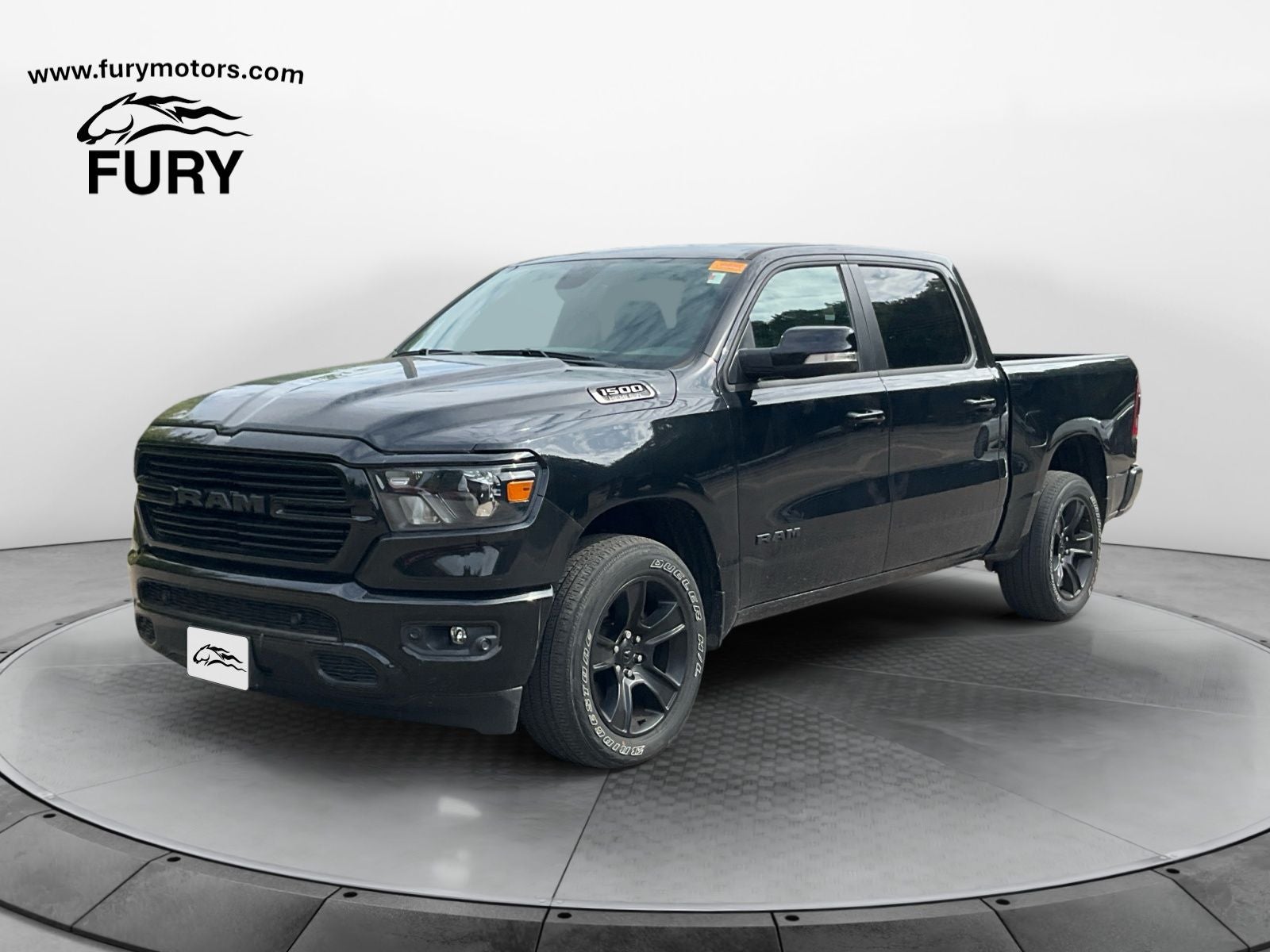 2020 RAM 1500 Big Horn Crew Cab 4x4 5'7' Box