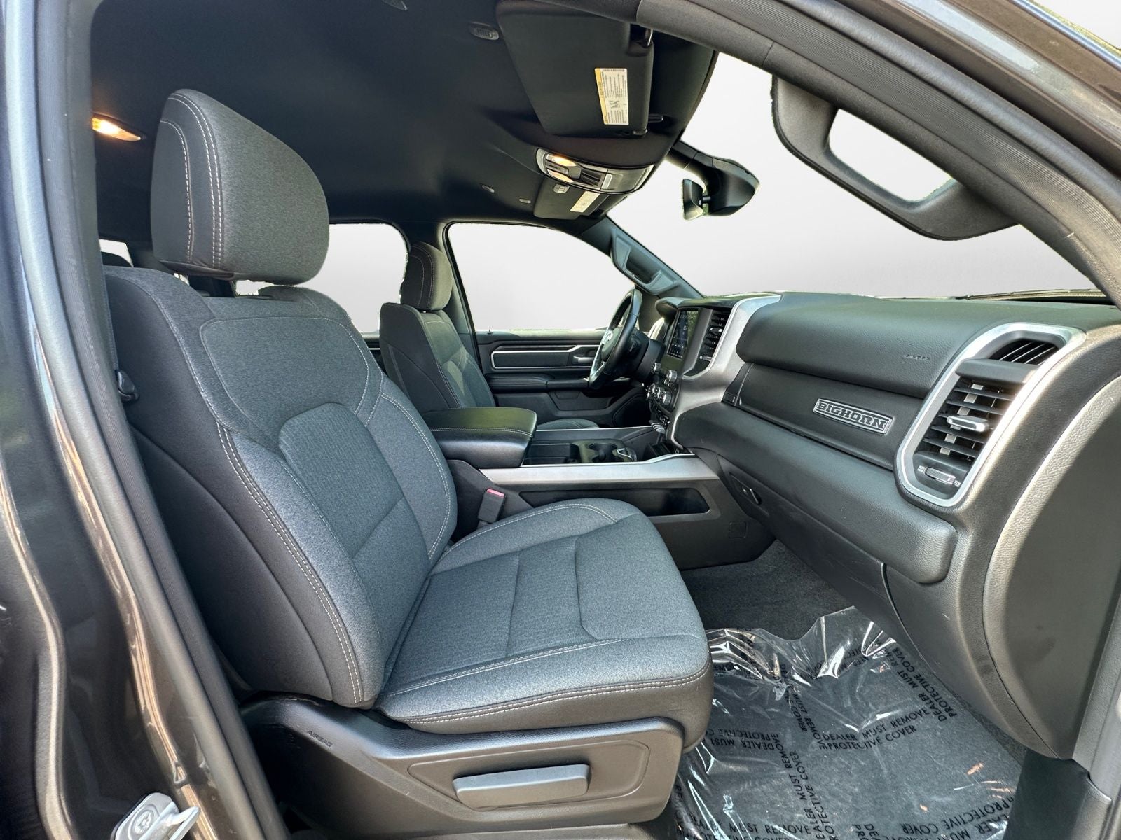 2020 RAM 1500 Big Horn Crew Cab 4x4 5'7' Box