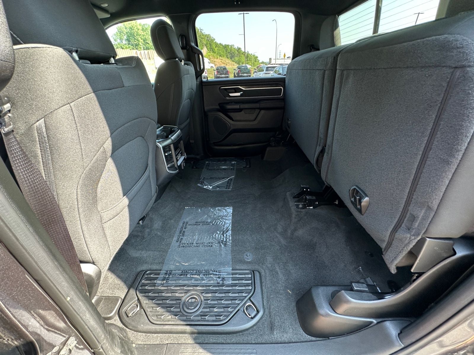 2020 RAM 1500 Big Horn Crew Cab 4x4 5'7' Box