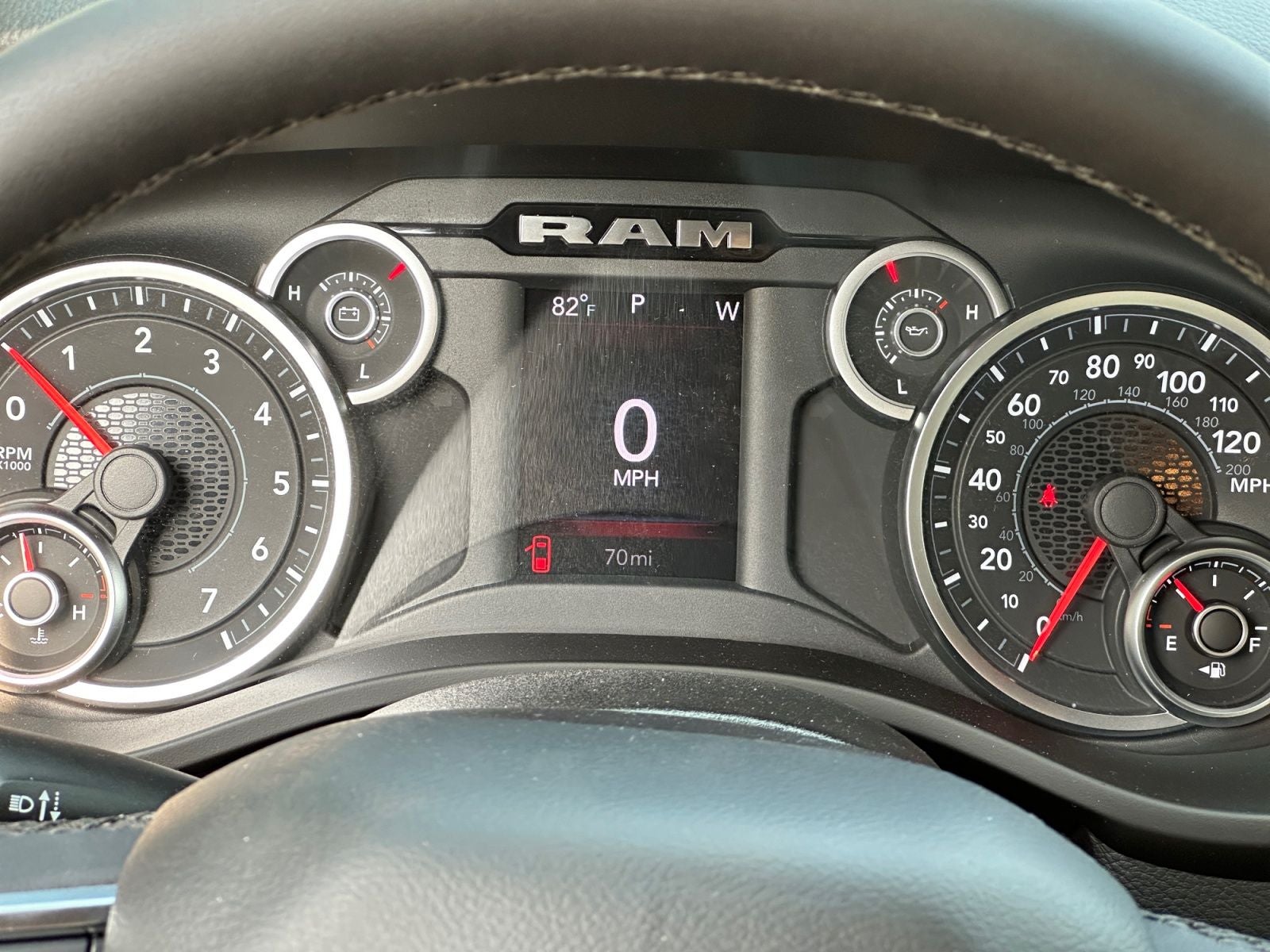 2026 RAM 1500 RAM 1500 BIG HORN CREW CAB 4X4 5'7' BOX