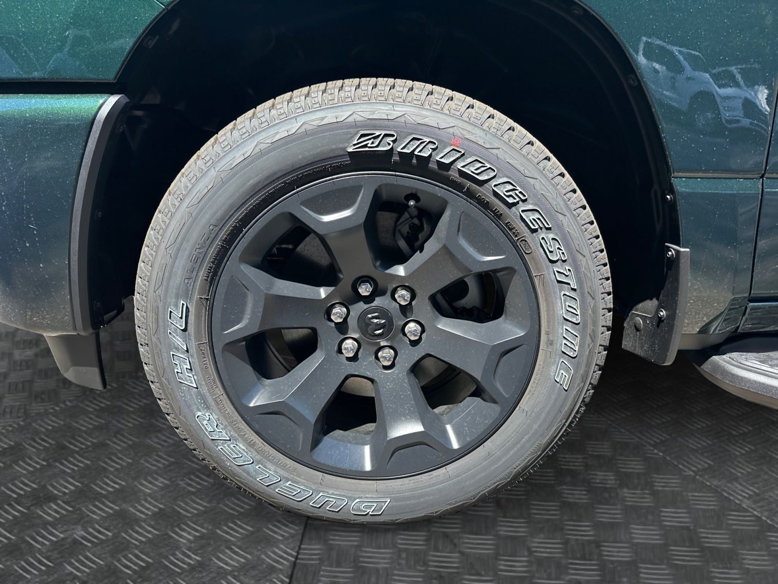 2026 RAM Ram 1500 RAM 1500 EXPRESS CREW CAB 4X4 5'7' BOX