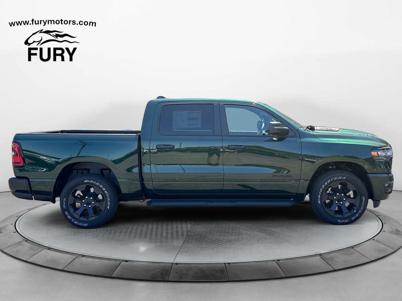 2026 RAM Ram 1500 RAM 1500 EXPRESS CREW CAB 4X4 5'7' BOX