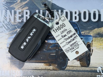 2026 RAM Ram 1500 RAM 1500 EXPRESS CREW CAB 4X4 5'7' BOX