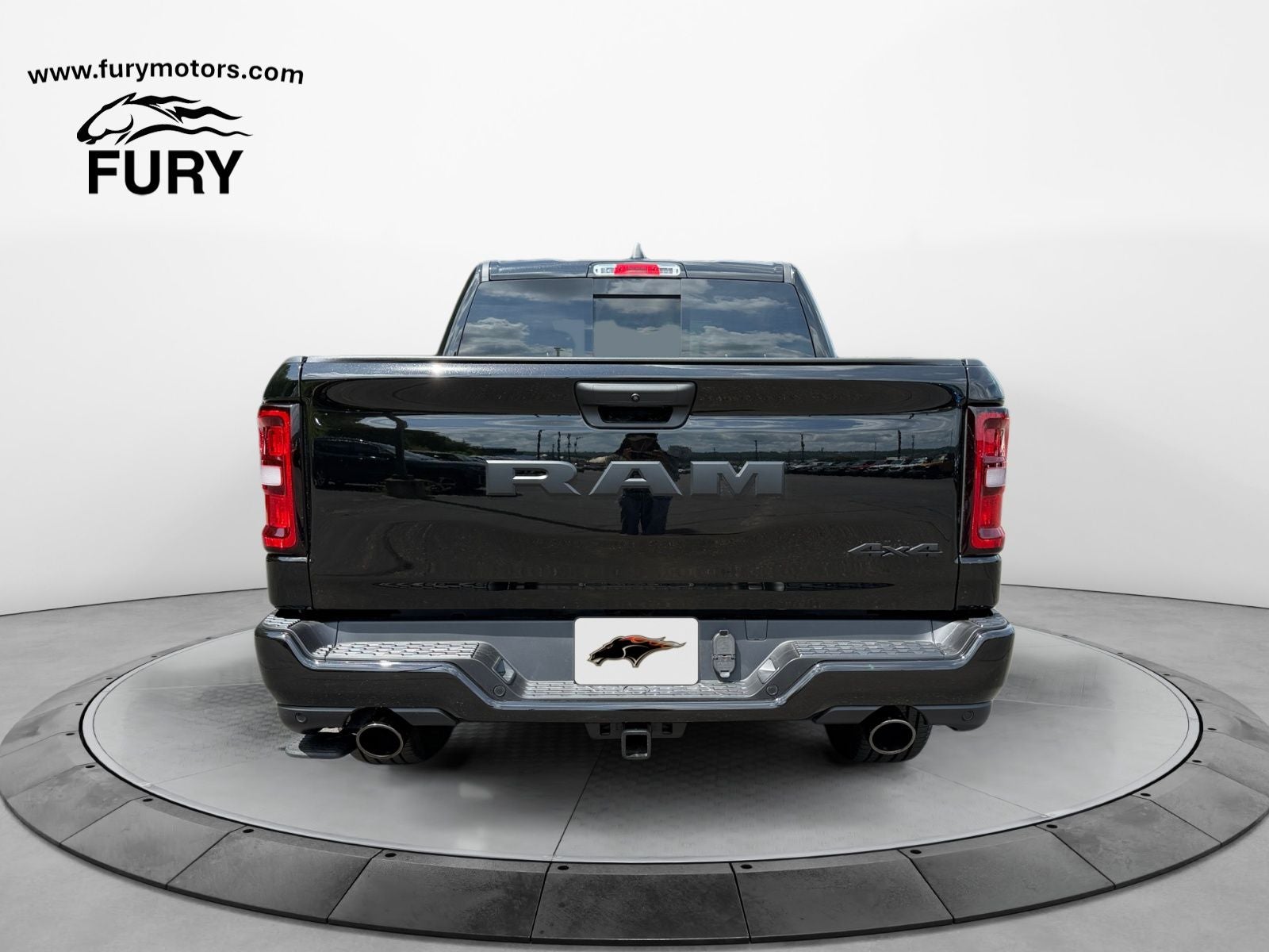 2026 RAM 1500 RAM 1500 EXPRESS CREW CAB 4X4 5'7' BOX