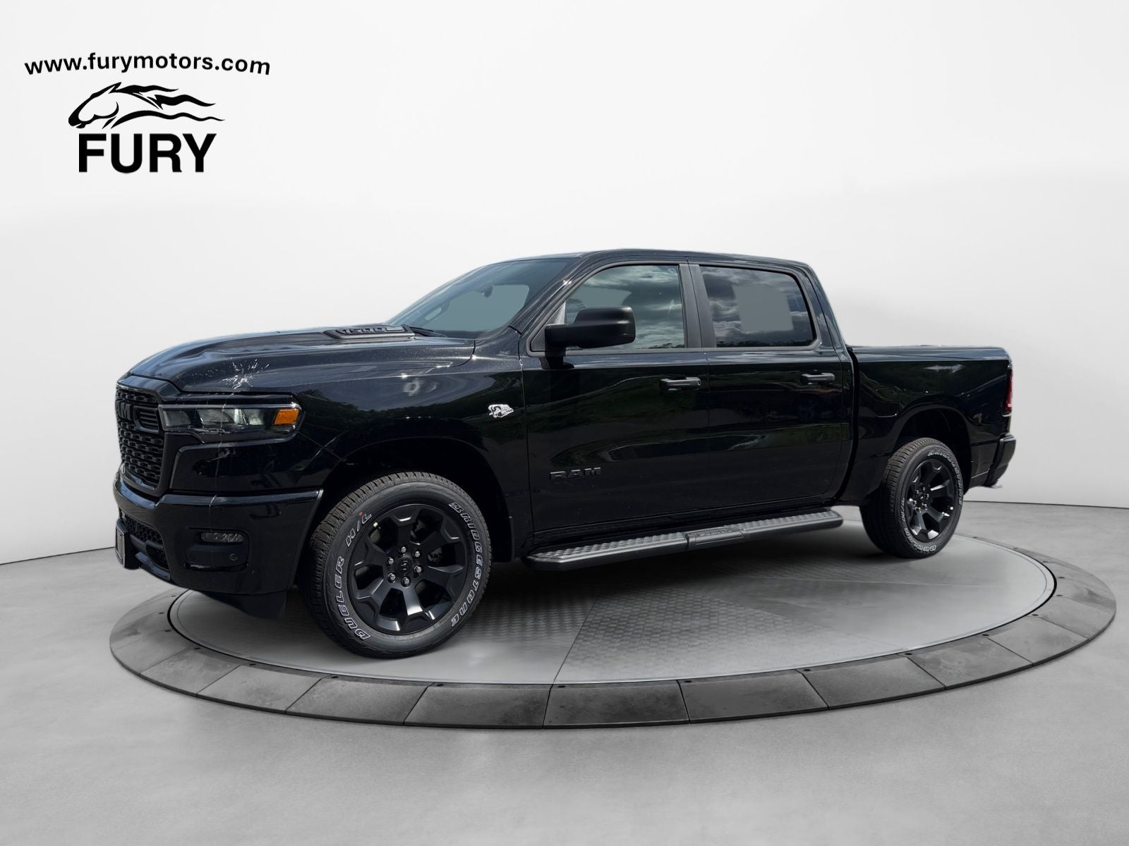 2026 RAM 1500 RAM 1500 EXPRESS CREW CAB 4X4 5'7' BOX