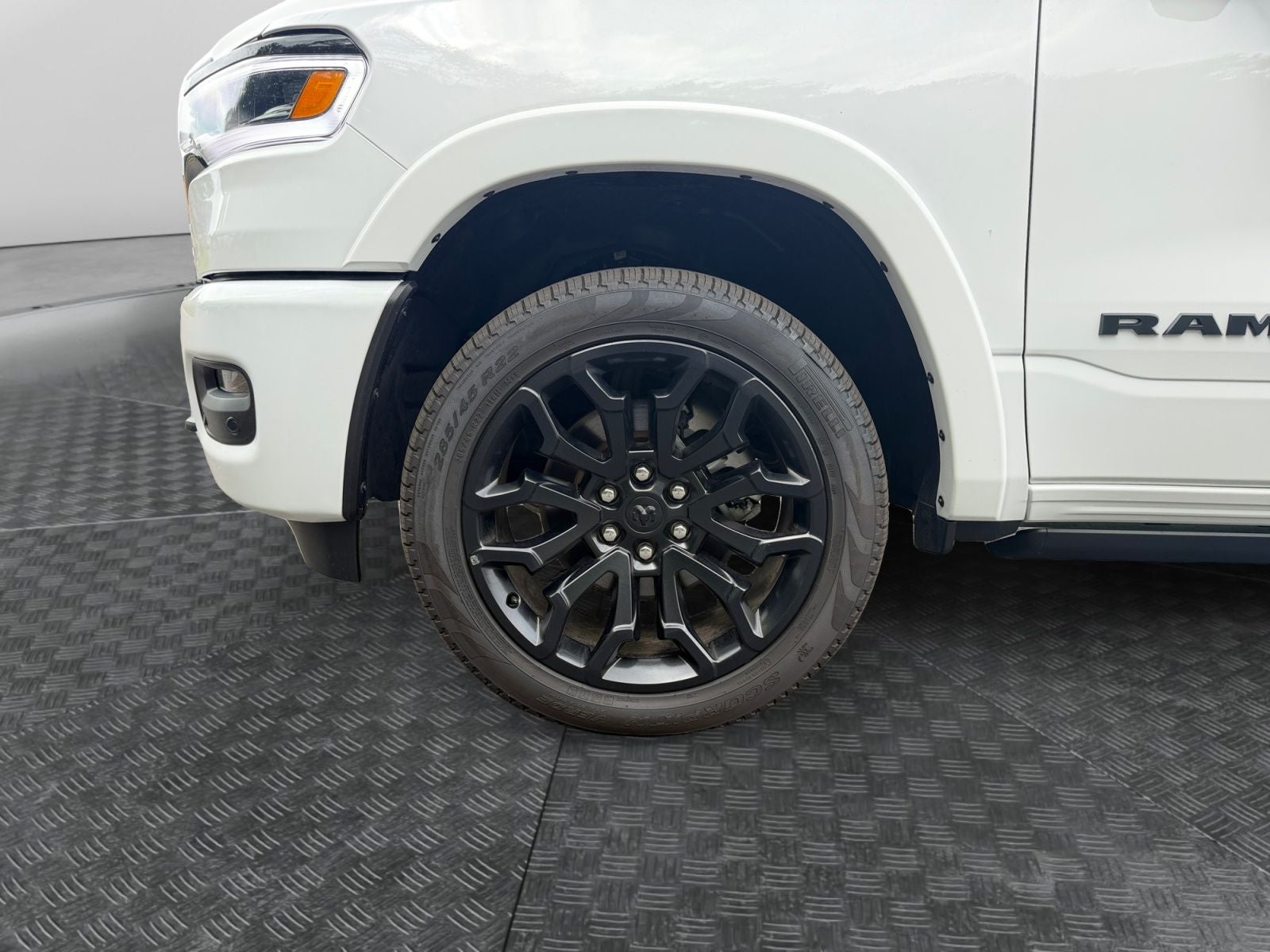 2026 RAM 1500 RAM 1500 LIMITED CREW CAB 4X4 5'7' BOX