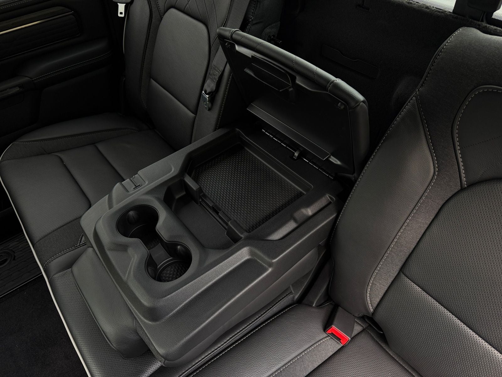 2026 RAM 1500 RAM 1500 LIMITED CREW CAB 4X4 5'7' BOX
