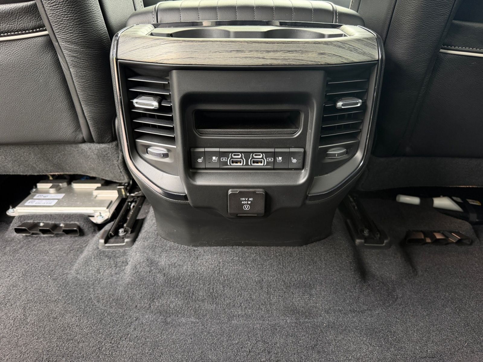 2026 RAM 1500 RAM 1500 LIMITED CREW CAB 4X4 5'7' BOX
