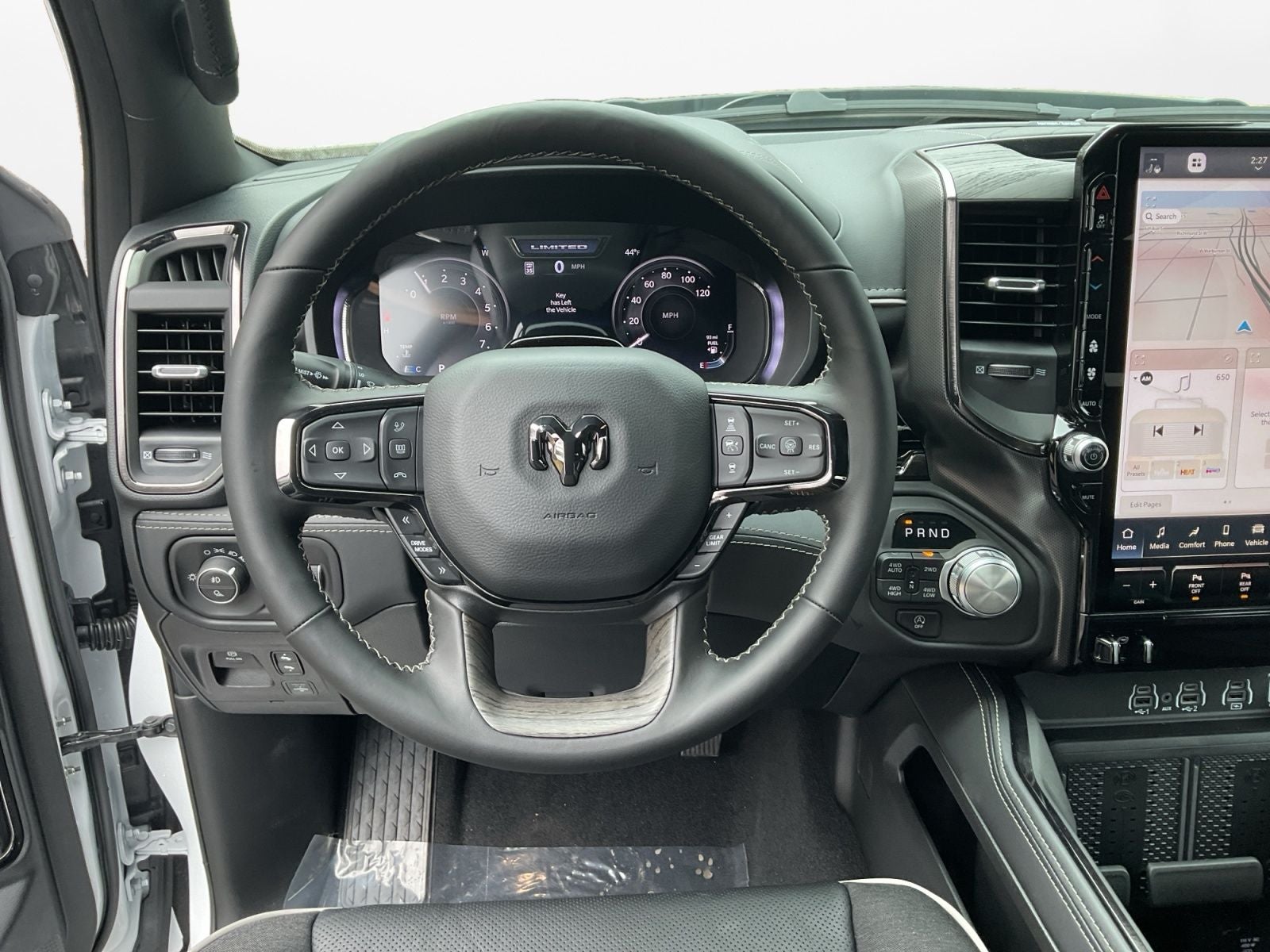 2026 RAM 1500 RAM 1500 LIMITED CREW CAB 4X4 5'7' BOX