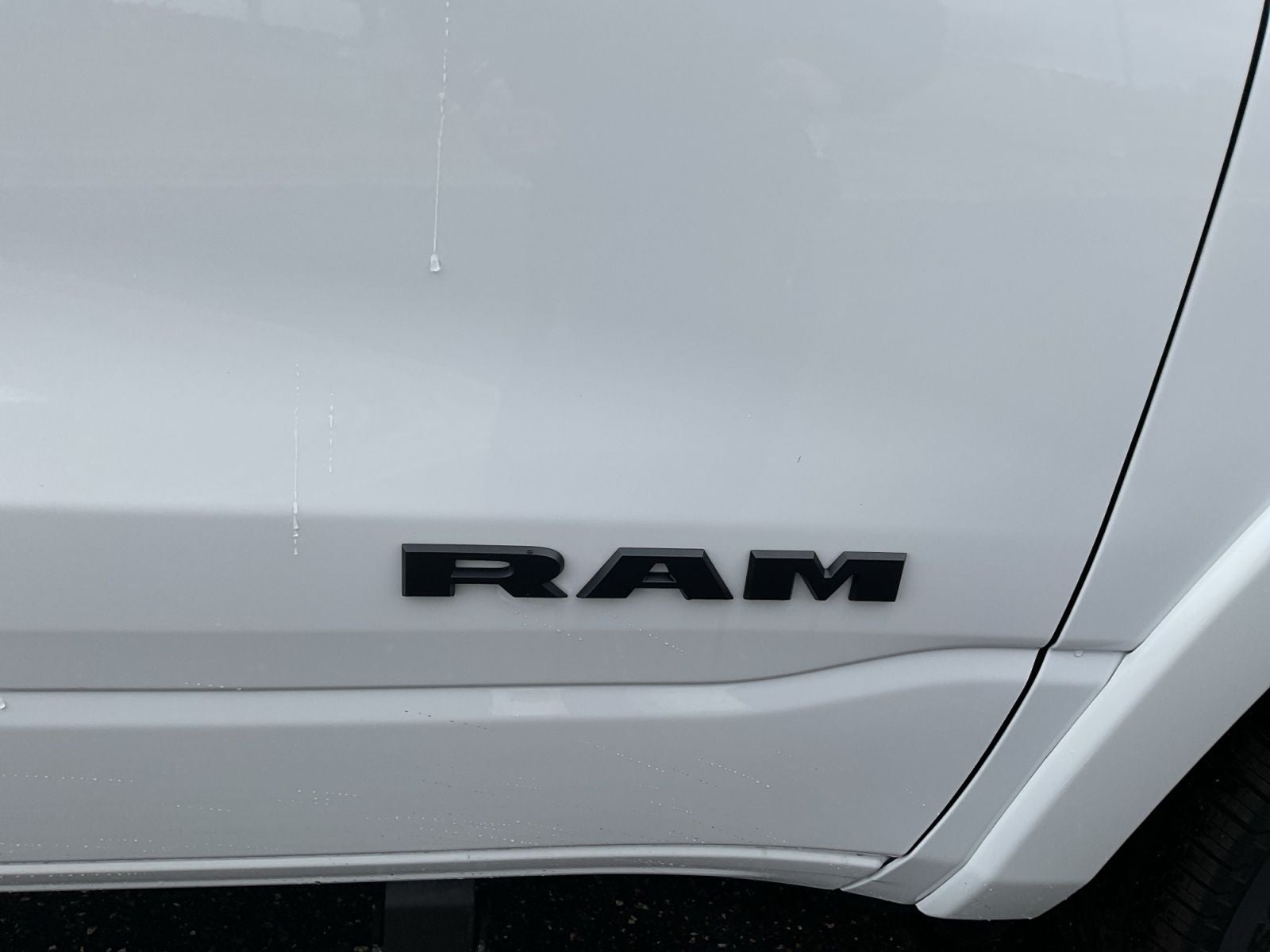 2026 RAM 1500 RAM 1500 LIMITED CREW CAB 4X4 5'7' BOX