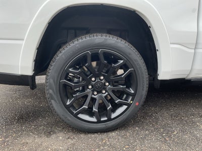 2026 RAM 1500 RAM 1500 LIMITED CREW CAB 4X4 5'7' BOX