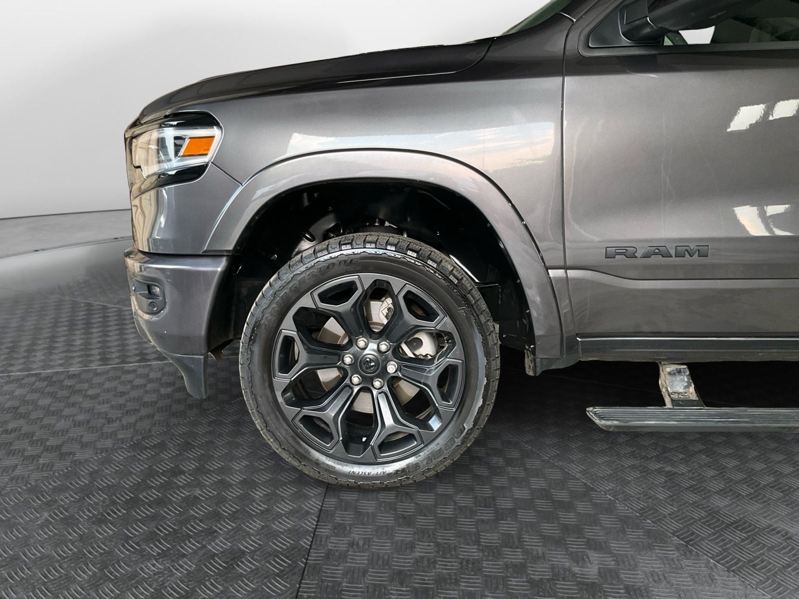 2024 RAM 1500 Limited Crew Cab 4x4 5'7' Box