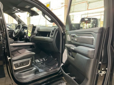 2025 RAM 1500 Laramie Crew Cab 4x4 5'7' Box