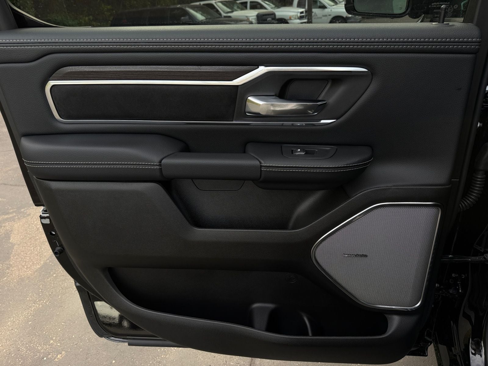 2027 RAM Ram 1500 RAM 1500 LARAMIE CREW CAB 4X4 5'7' BOX