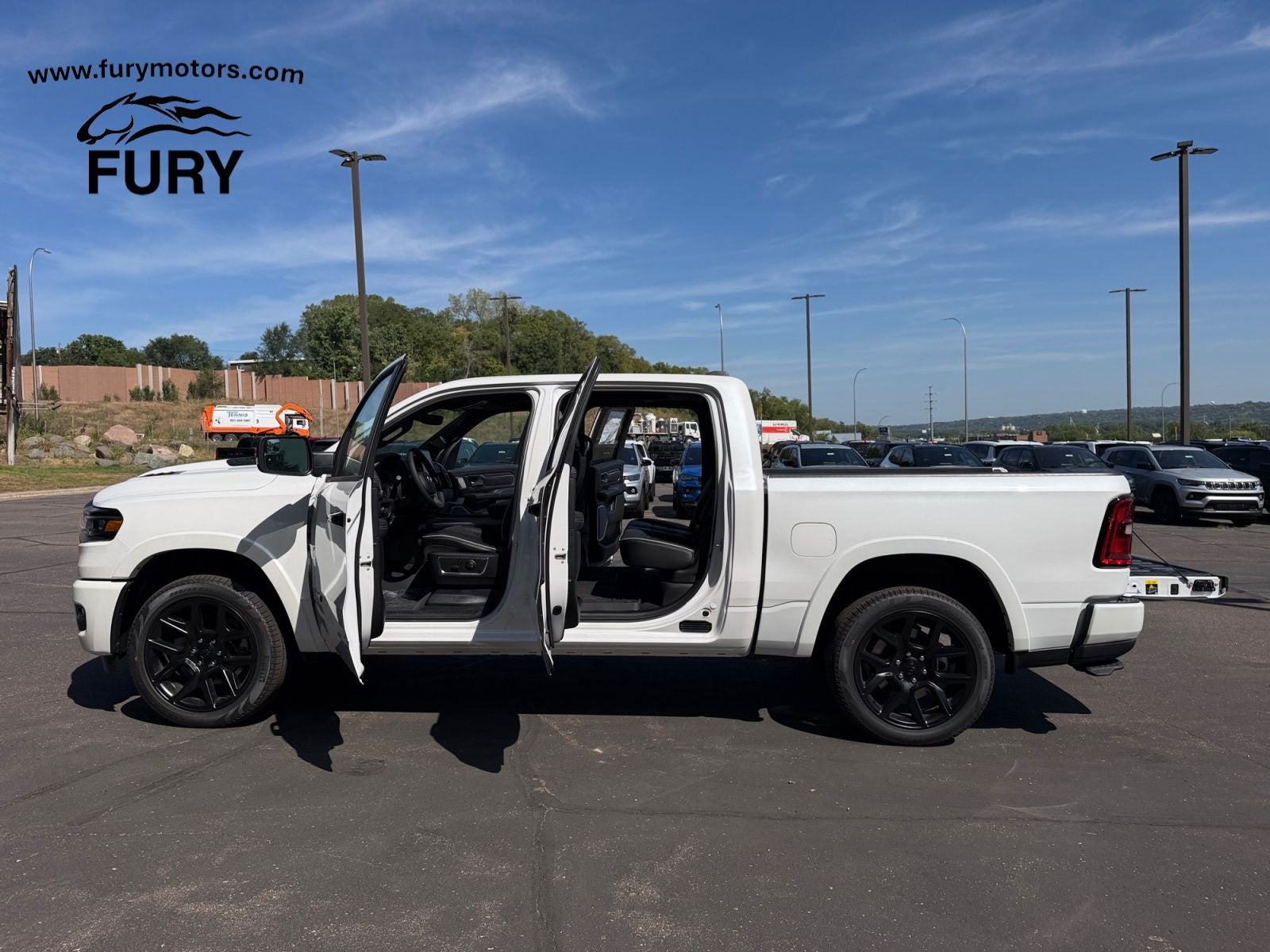 2026 RAM Ram 1500 RAM 1500 LARAMIE CREW CAB 4X4 5'7' BOX