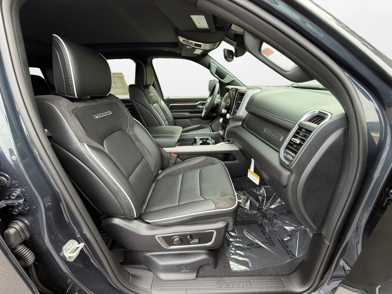 2027 RAM Ram 1500 RAM 1500 LARAMIE CREW CAB 4X4 5'7' BOX