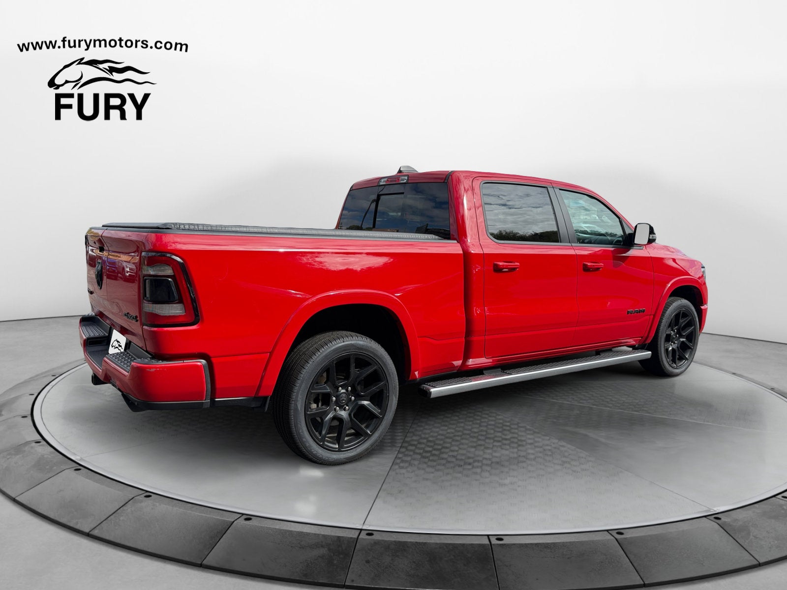 2021 RAM 1500 Laramie Crew Cab 4x4 6'4' Box