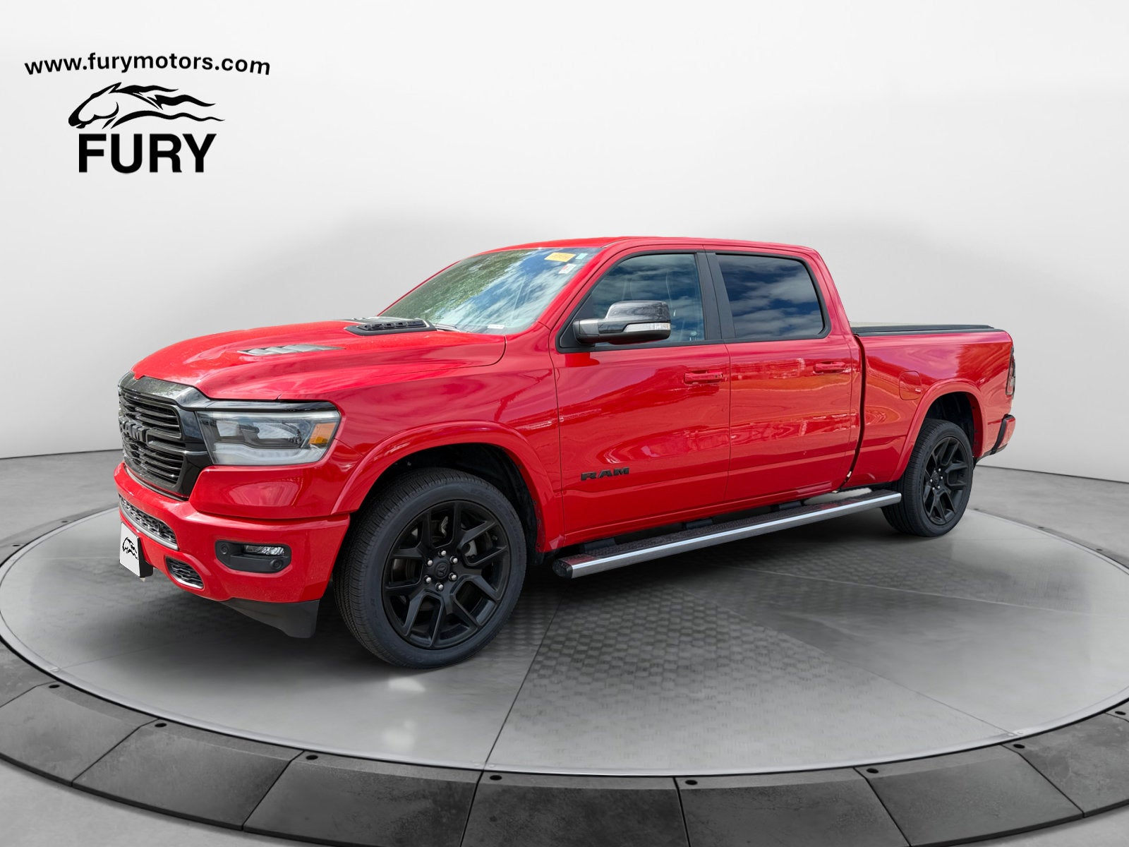 2021 RAM 1500 Laramie Crew Cab 4x4 6'4' Box