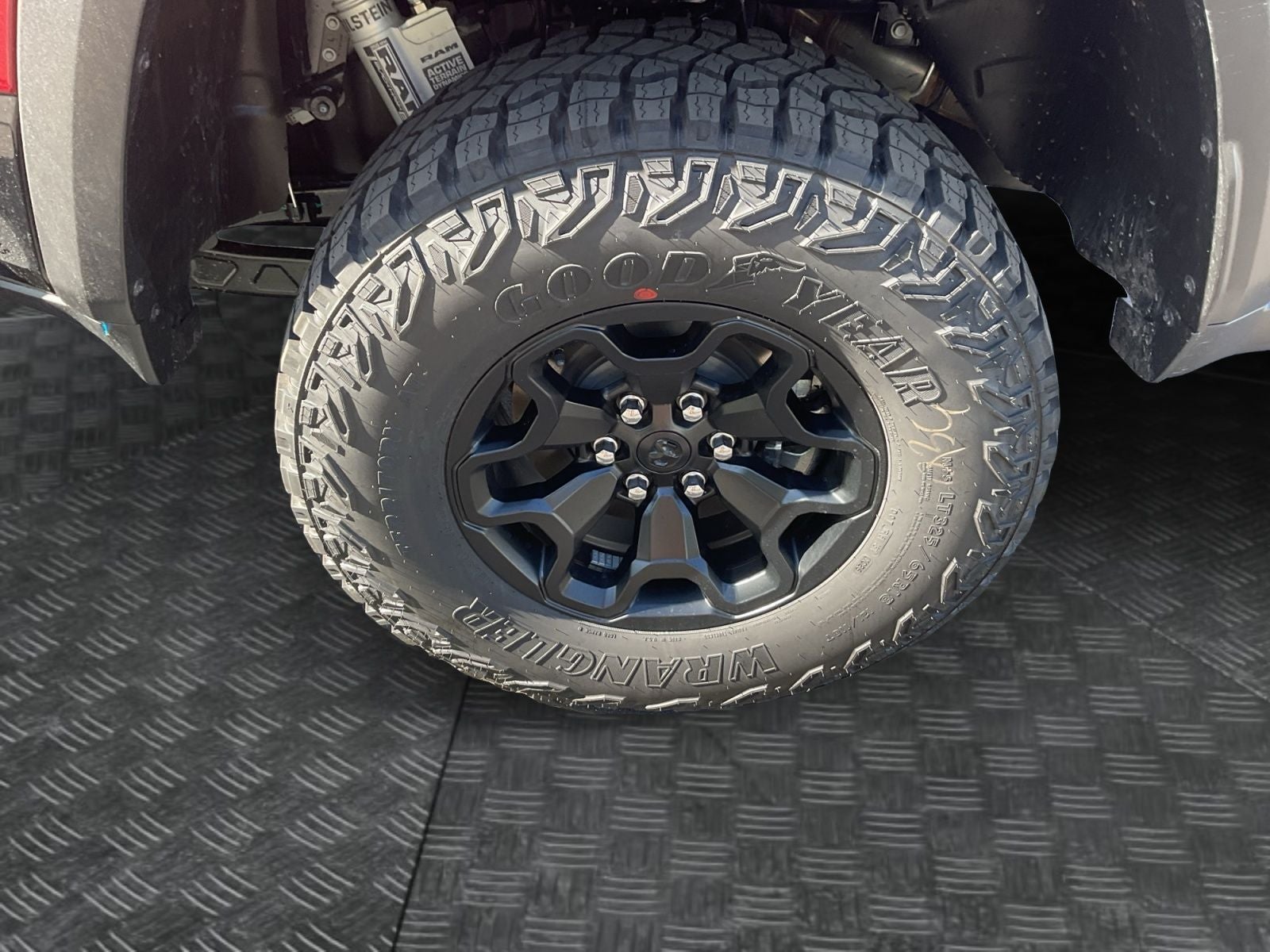 2026 RAM Ram 1500 RAM 1500 RHO CREW CAB 4X4 5'7' BOX