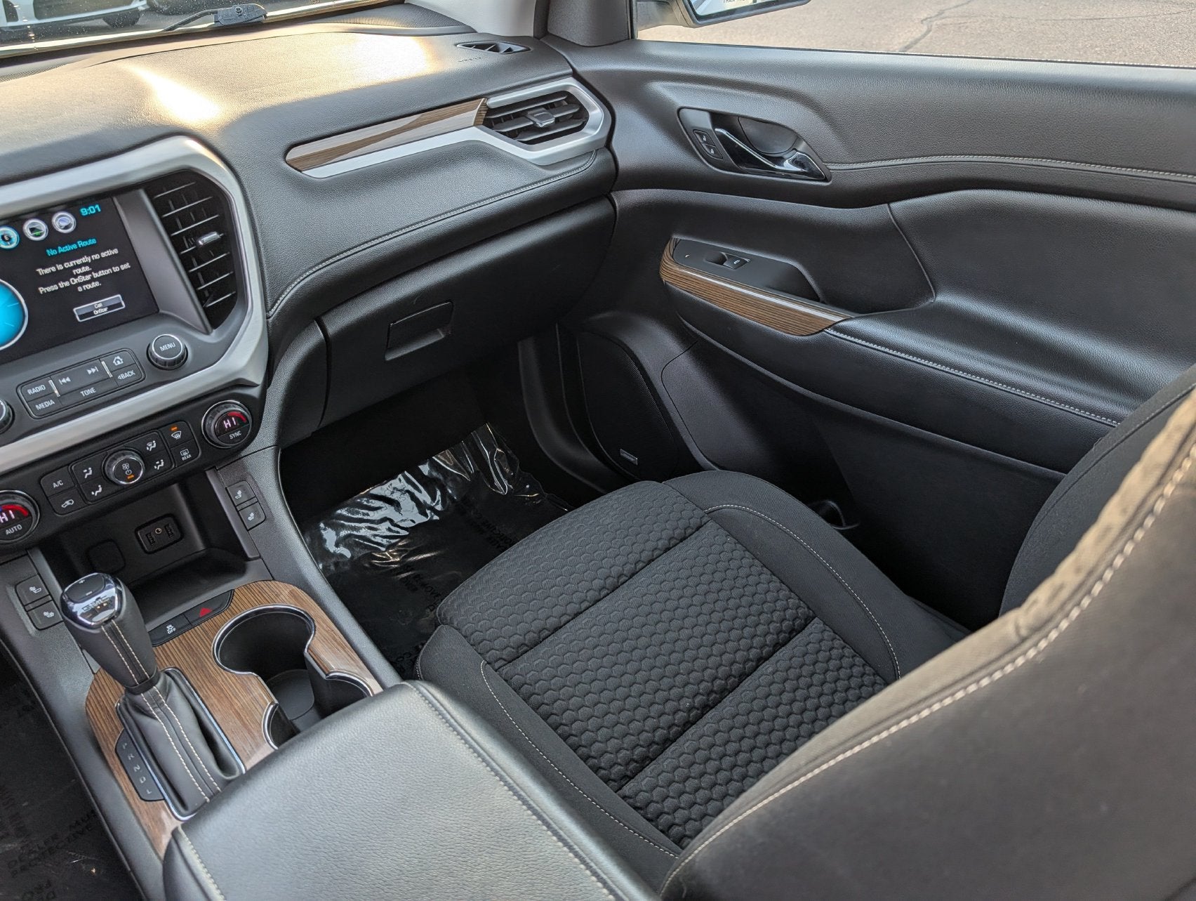 2019 GMC Acadia SLE-2