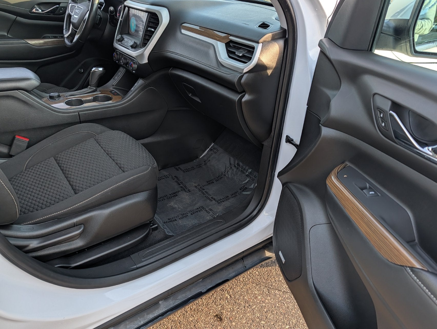 2019 GMC Acadia SLE-2