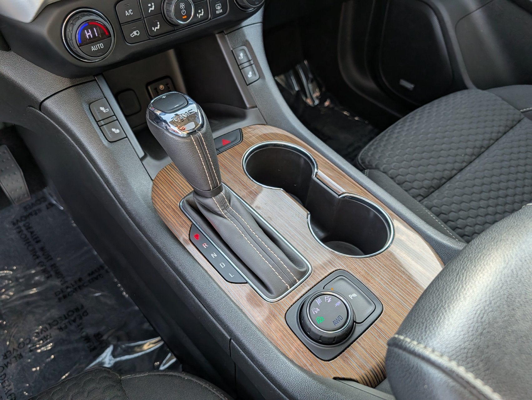 2019 GMC Acadia SLE-2