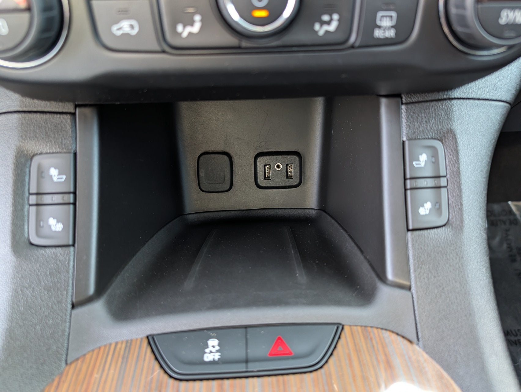 2019 GMC Acadia SLE-2