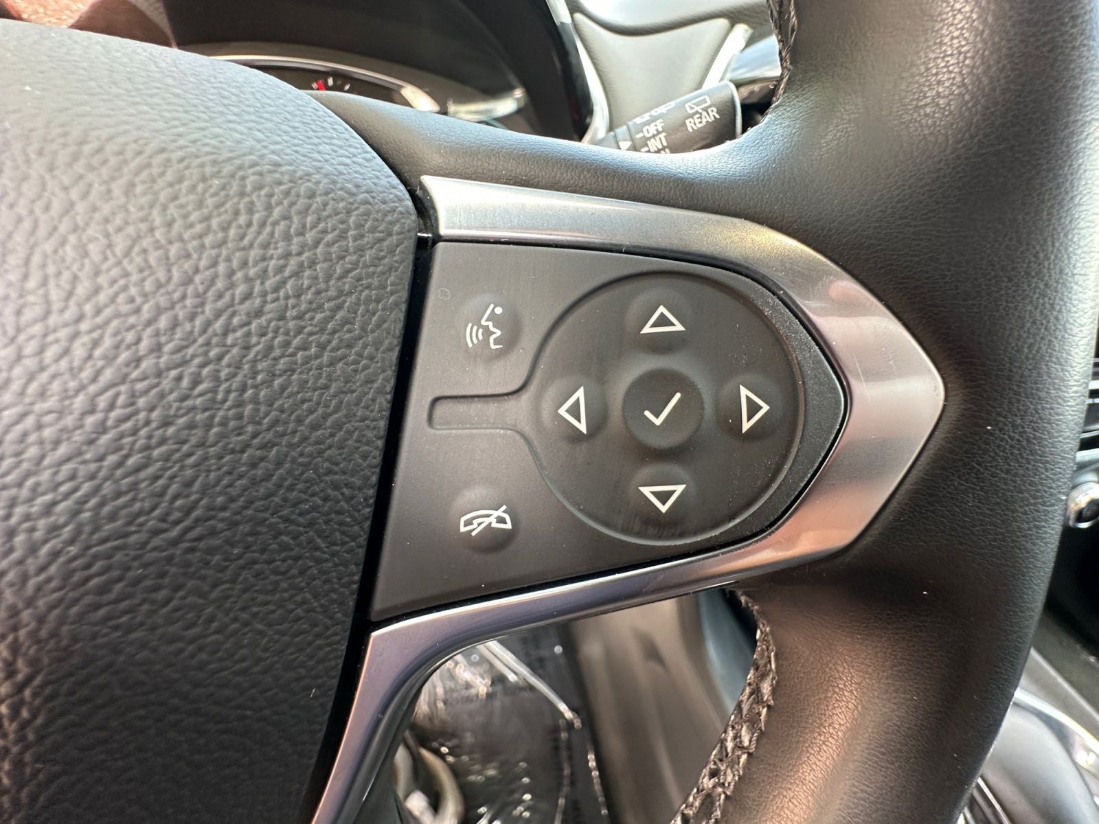 2023 Chevrolet Traverse AWD RS