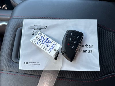 2021 Chevrolet Suburban 4WD RST