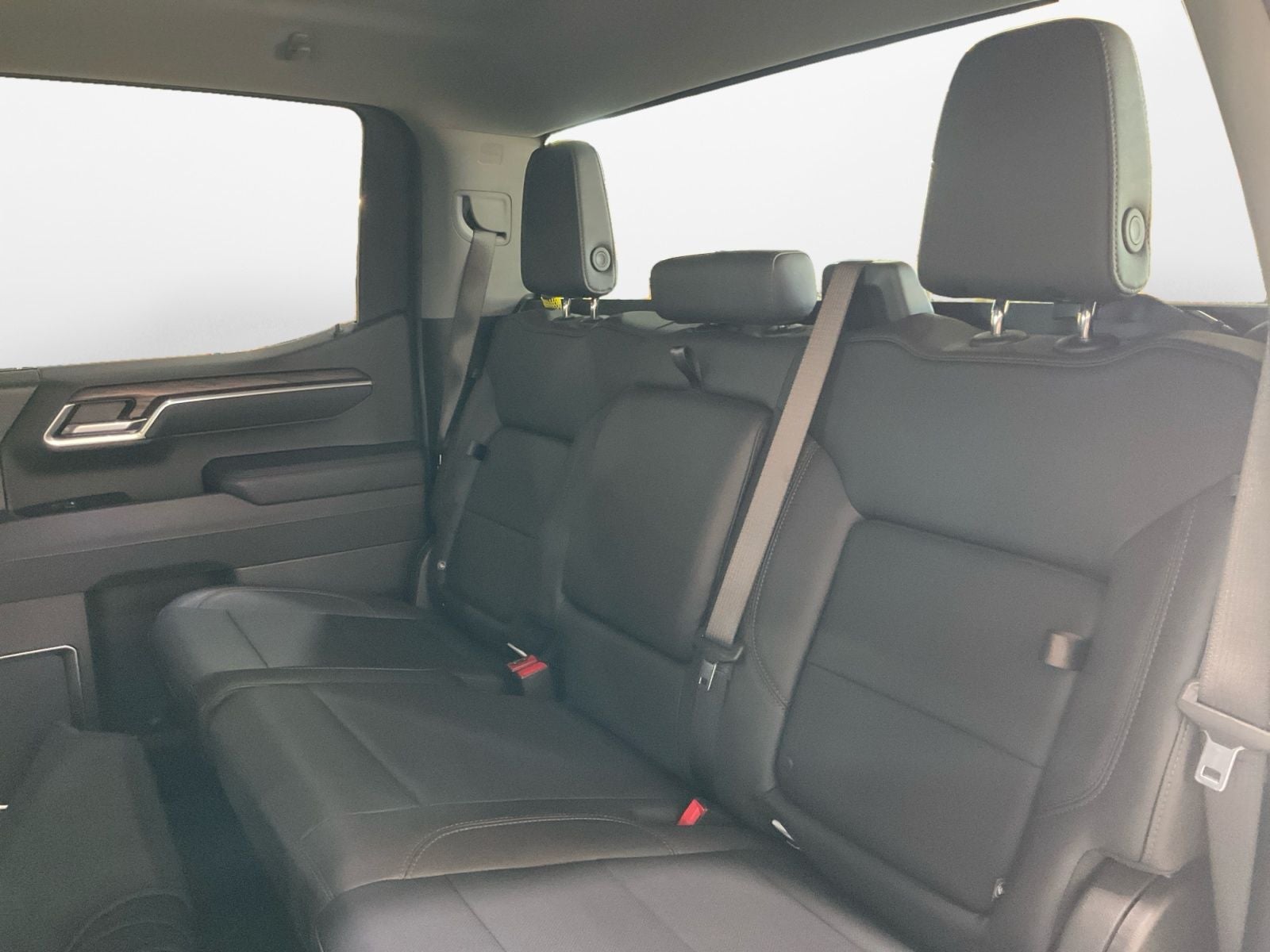 2025 GMC Sierra 1500 4WD Crew Cab Short Box SLT