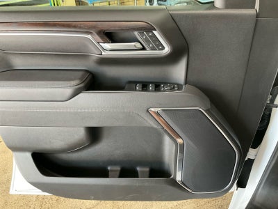 2025 GMC Sierra 1500 4WD Crew Cab Short Box SLT