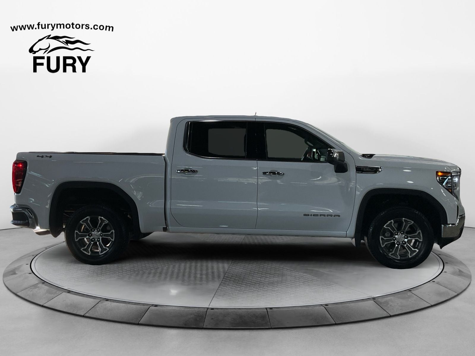 2025 GMC Sierra 1500 4WD Crew Cab Short Box SLT