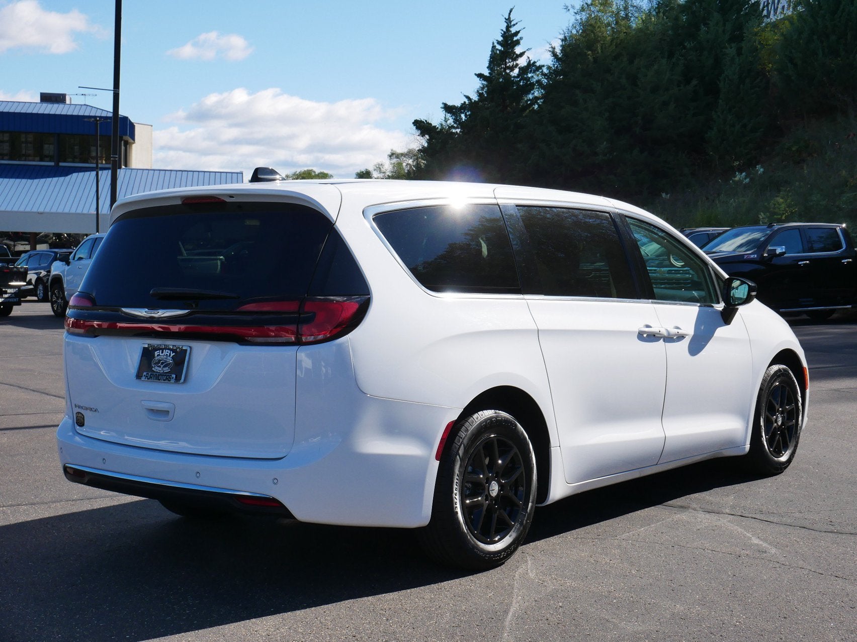 2024 Chrysler Pacifica Touring L