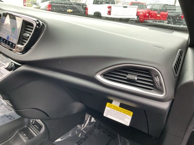 2026 Chrysler Voyager VOYAGER LX