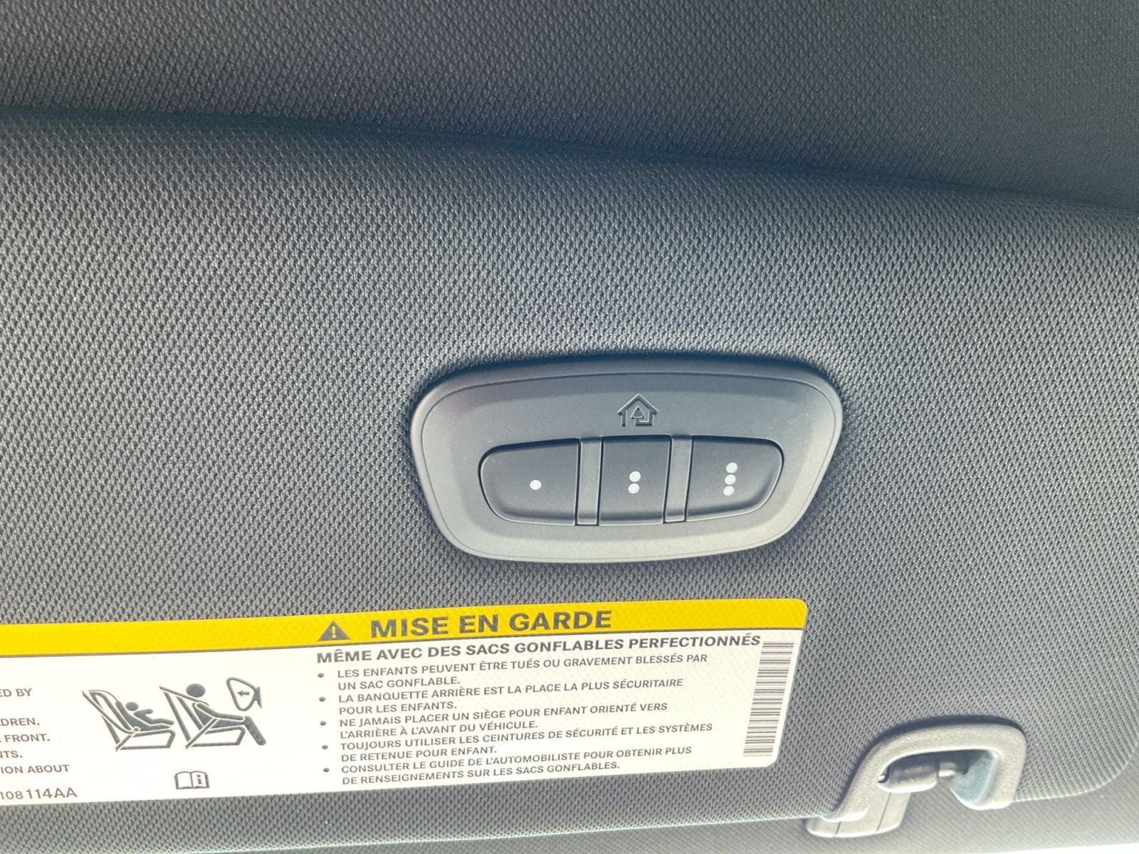 2027 Chrysler Pacifica PACIFICA SELECT AWD