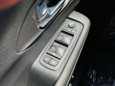 2027 Chrysler Pacifica PACIFICA SELECT AWD