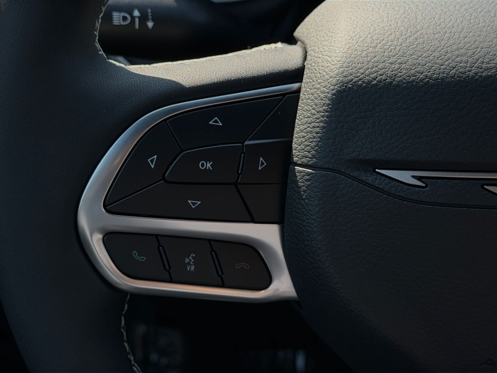 2027 Chrysler Pacifica PACIFICA SELECT AWD