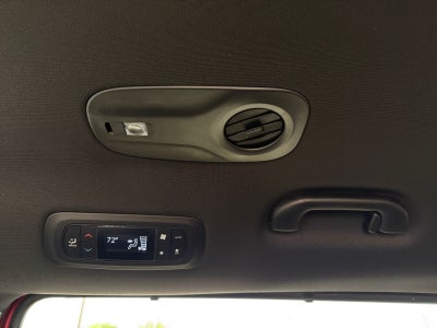 2027 Chrysler Pacifica PACIFICA SELECT AWD
