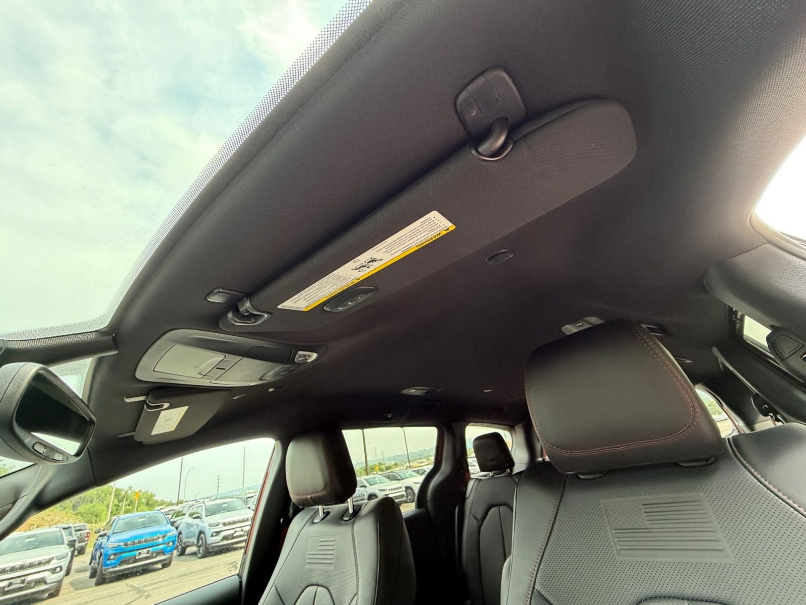 2027 Chrysler Pacifica PACIFICA SELECT AWD