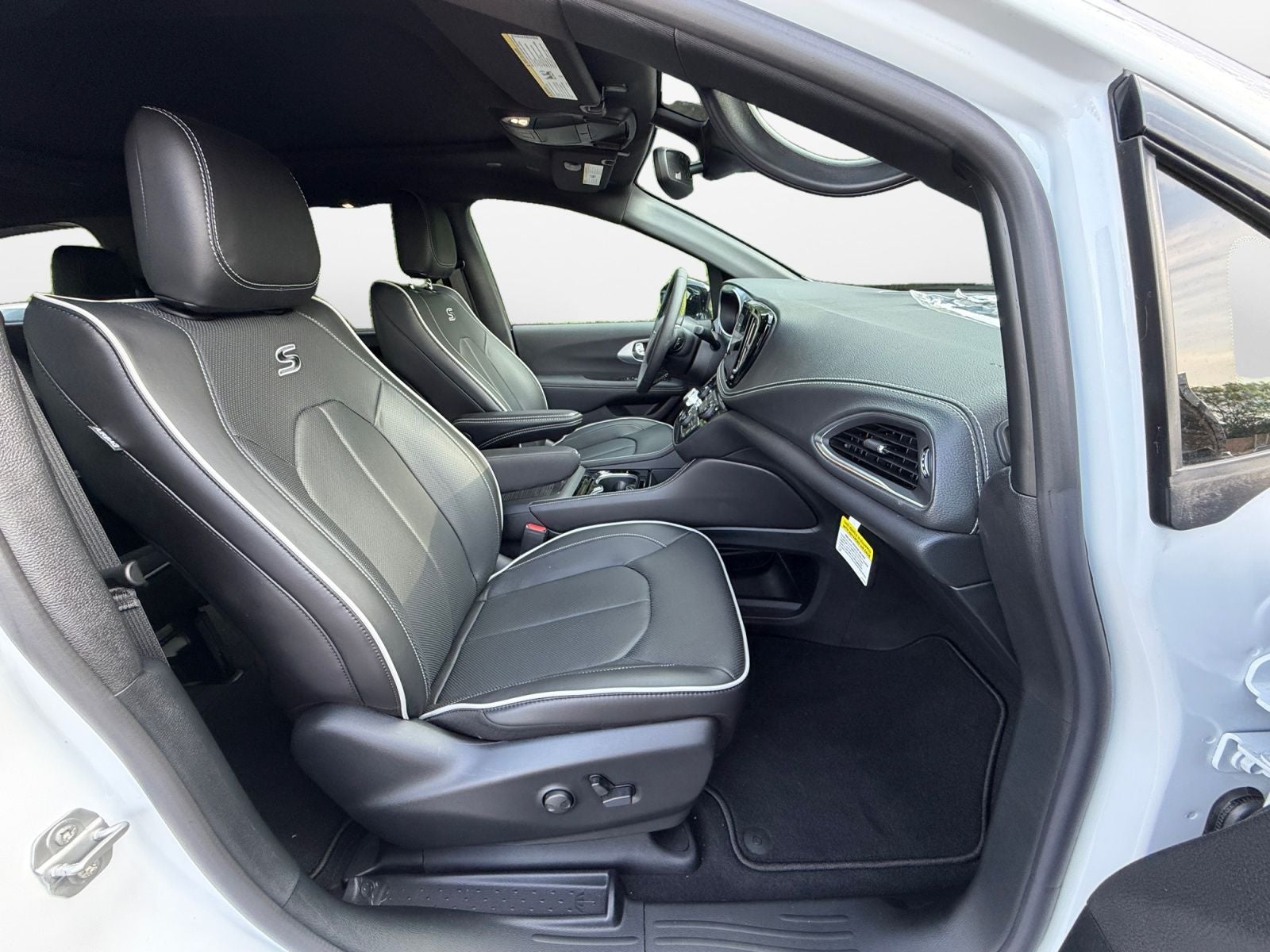 2026 Chrysler Pacifica PACIFICA LIMITED AWD