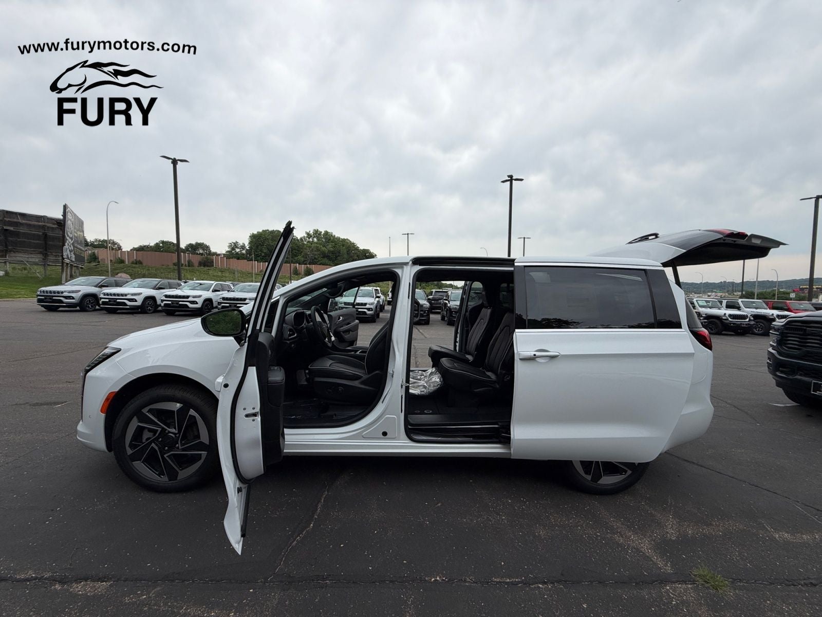 2027 Chrysler Pacifica PACIFICA LIMITED AWD