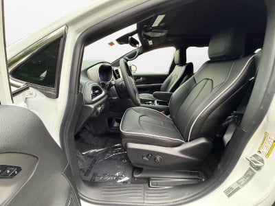 2027 Chrysler Pacifica PACIFICA LIMITED AWD