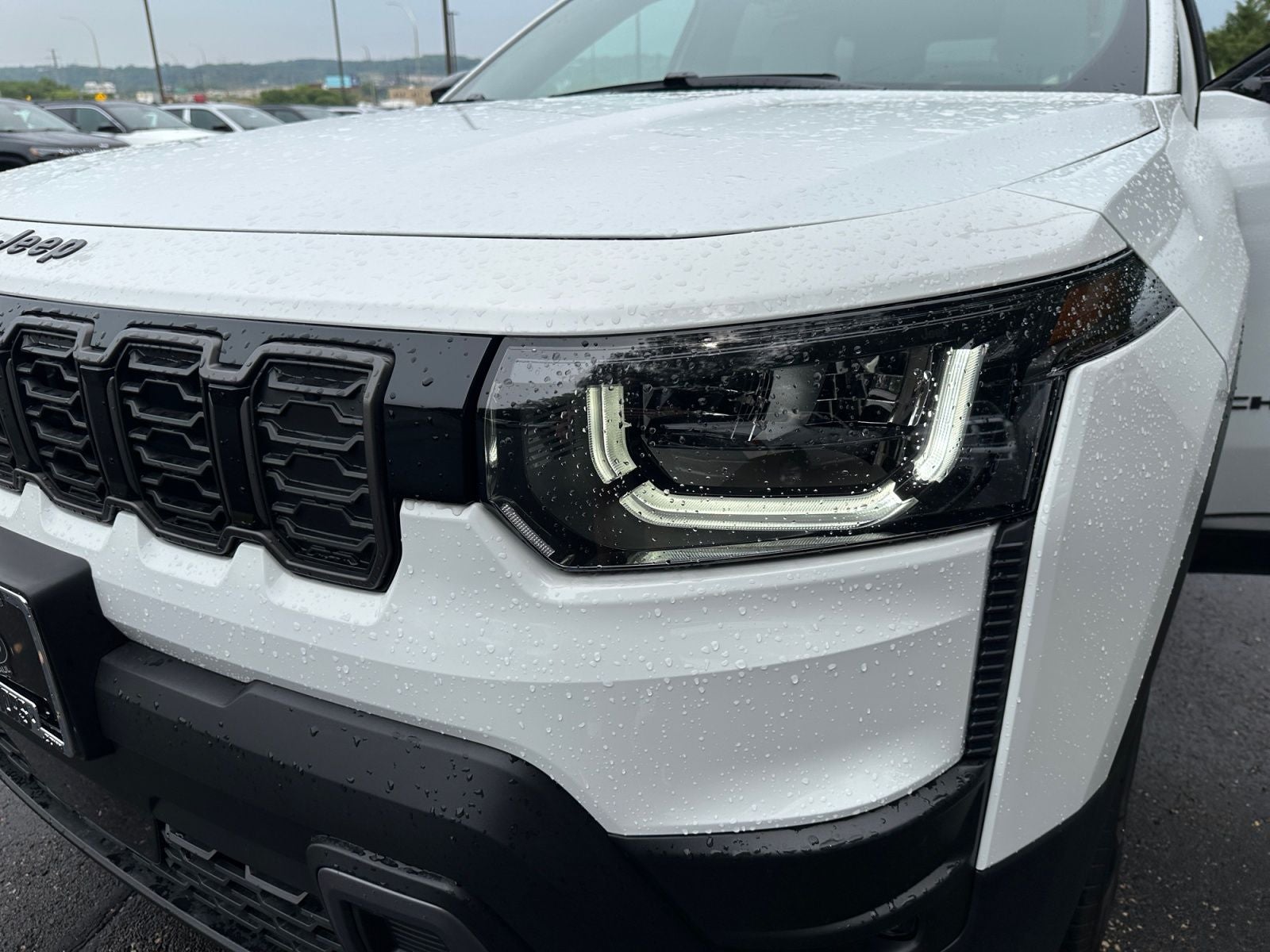 2026 Jeep Cherokee CHEROKEE LAREDO 4X4