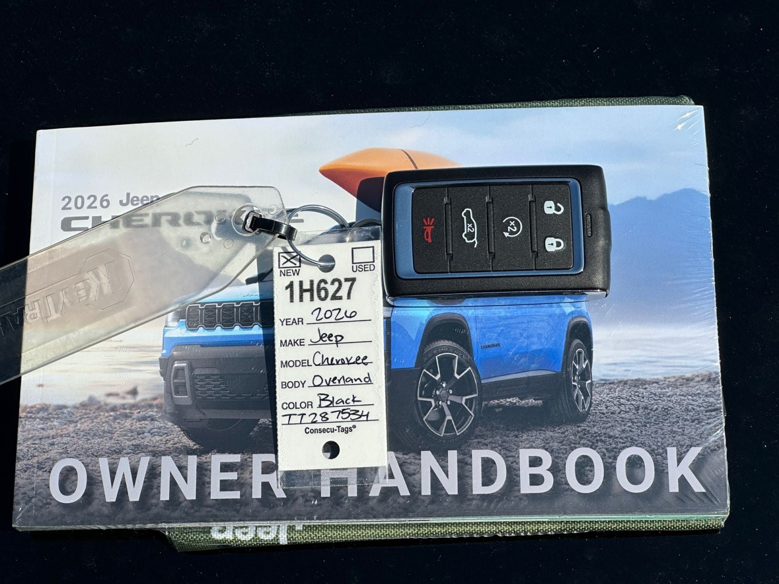 2026 Jeep Cherokee CHEROKEE OVERLAND 4X4