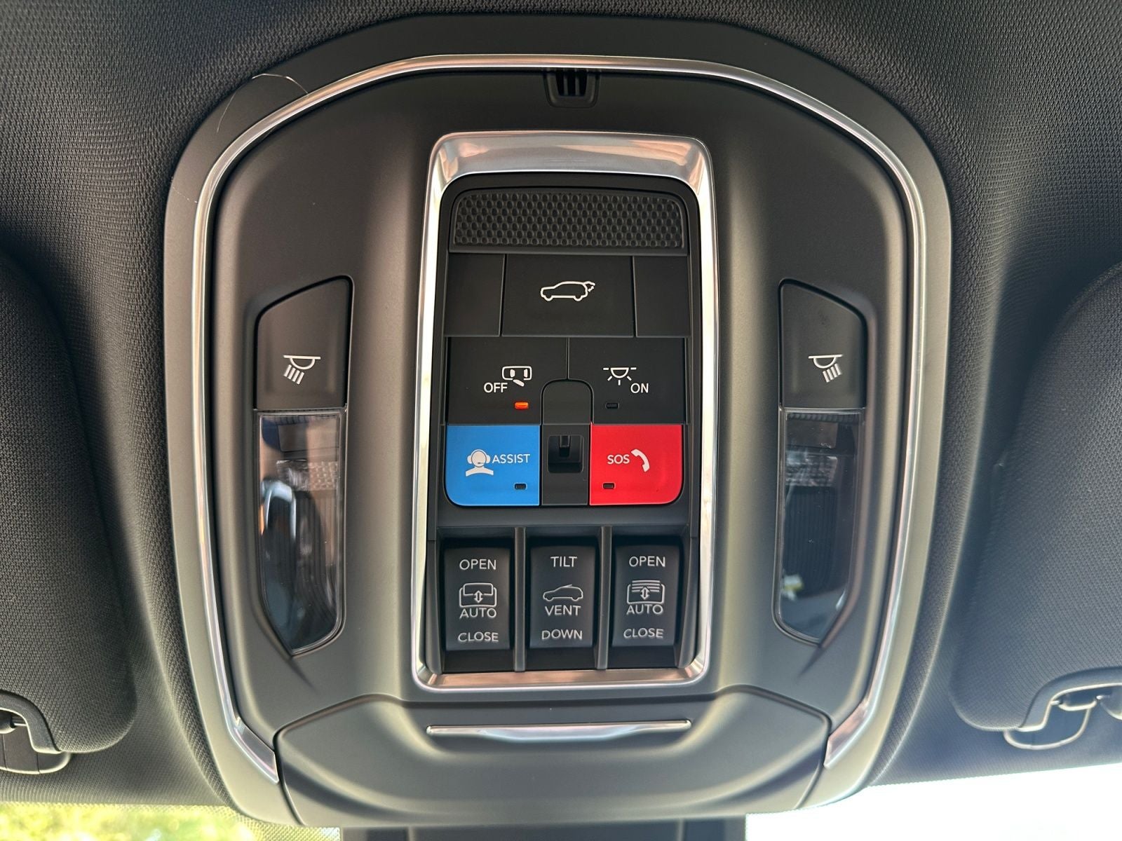 2026 Jeep Cherokee CHEROKEE OVERLAND 4X4