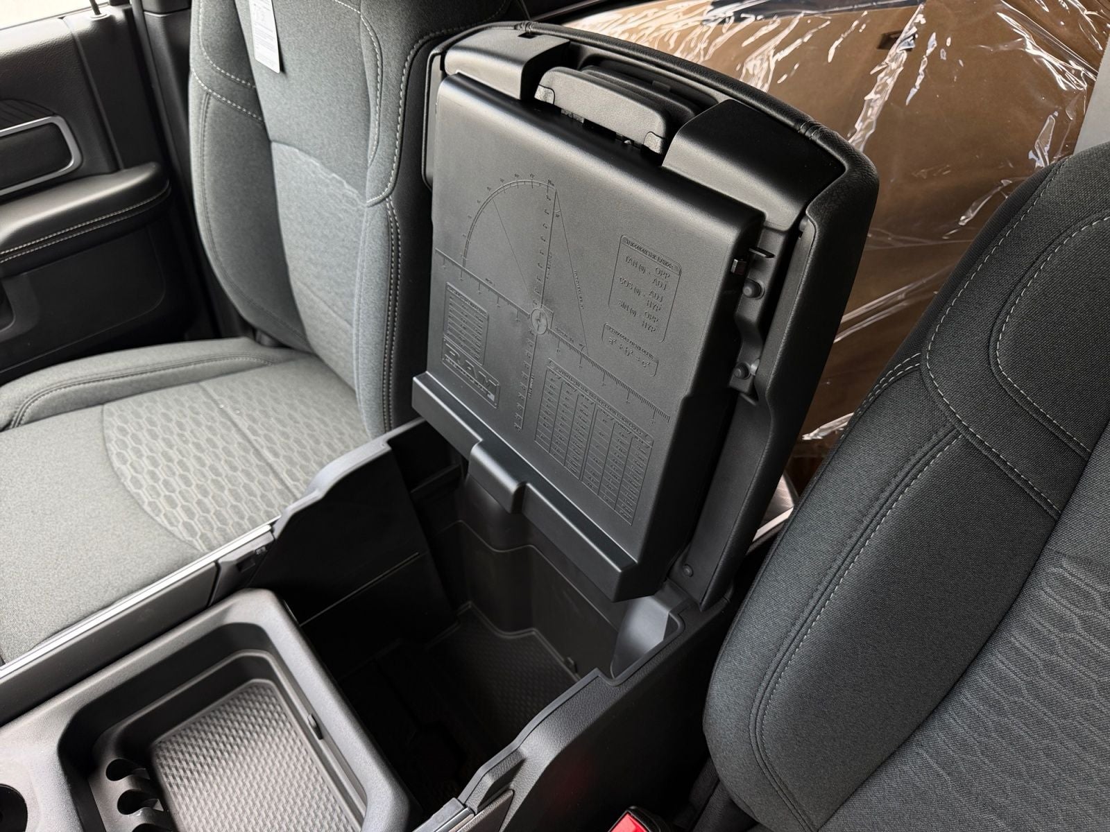 2026 RAM Ram 3500 RAM 3500 BIG HORN CREW CAB 4X4 6'4' BOX