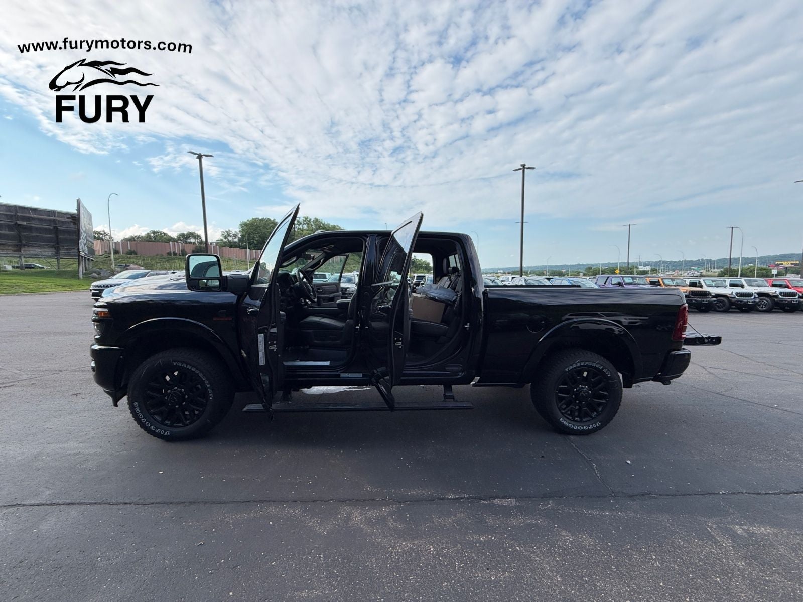 2026 RAM 3500 RAM 3500 LIMITED CREW CAB 4X4 6'4' BOX