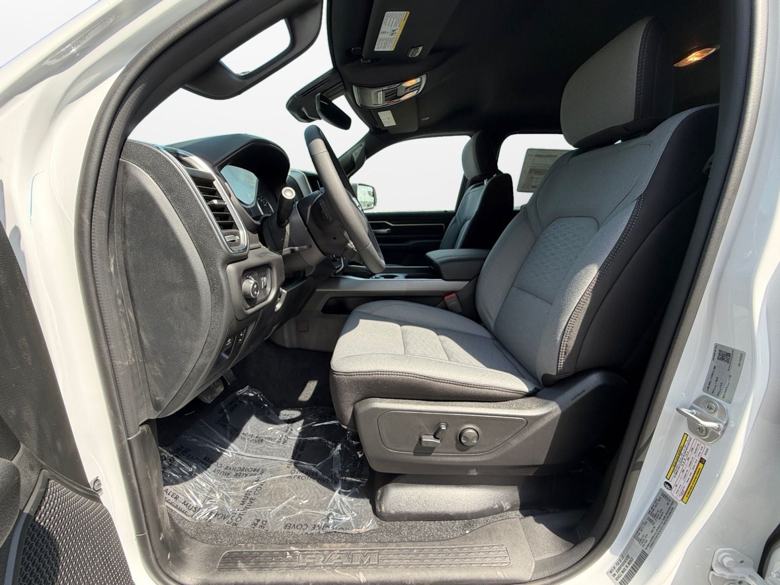 2026 RAM 1500 RAM 1500 BIG HORN CREW CAB 4X4 5'7' BOX
