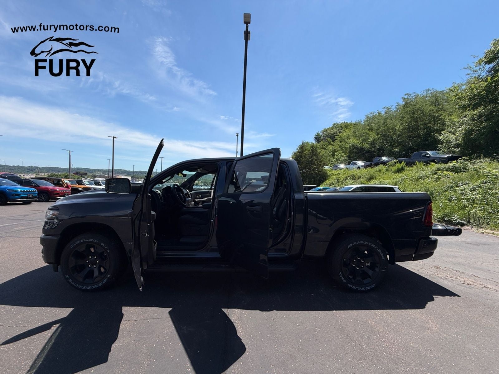 2026 RAM Ram 1500 RAM 1500 EXPRESS CREW CAB 4X4 5'7' BOX